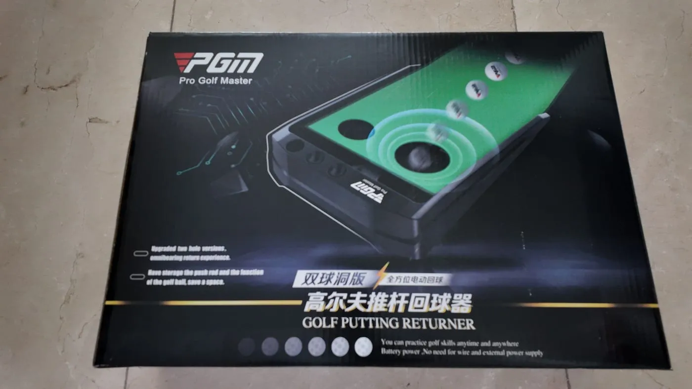 PGM 골프 퍼팅 리터너 상자 앞면. 검은 바탕에 제품 사진과 GOLF PUTTING RETURNER 표기